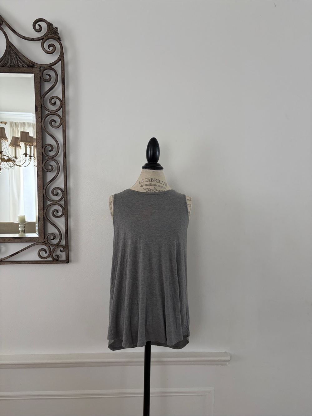 Old Navy Gray Sleeveless Swing Tank Top
